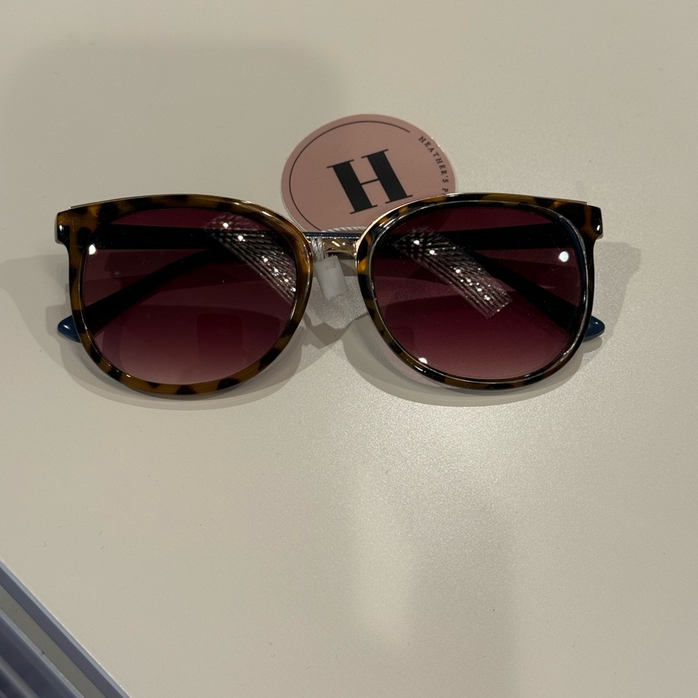 Oscar de la Renta Tortoise Sunglasses